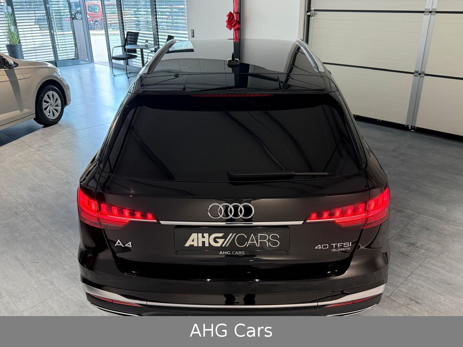 Audi A4 40 Avant S line quattro 2.0 TFSI - Samsaru's Car Outlet