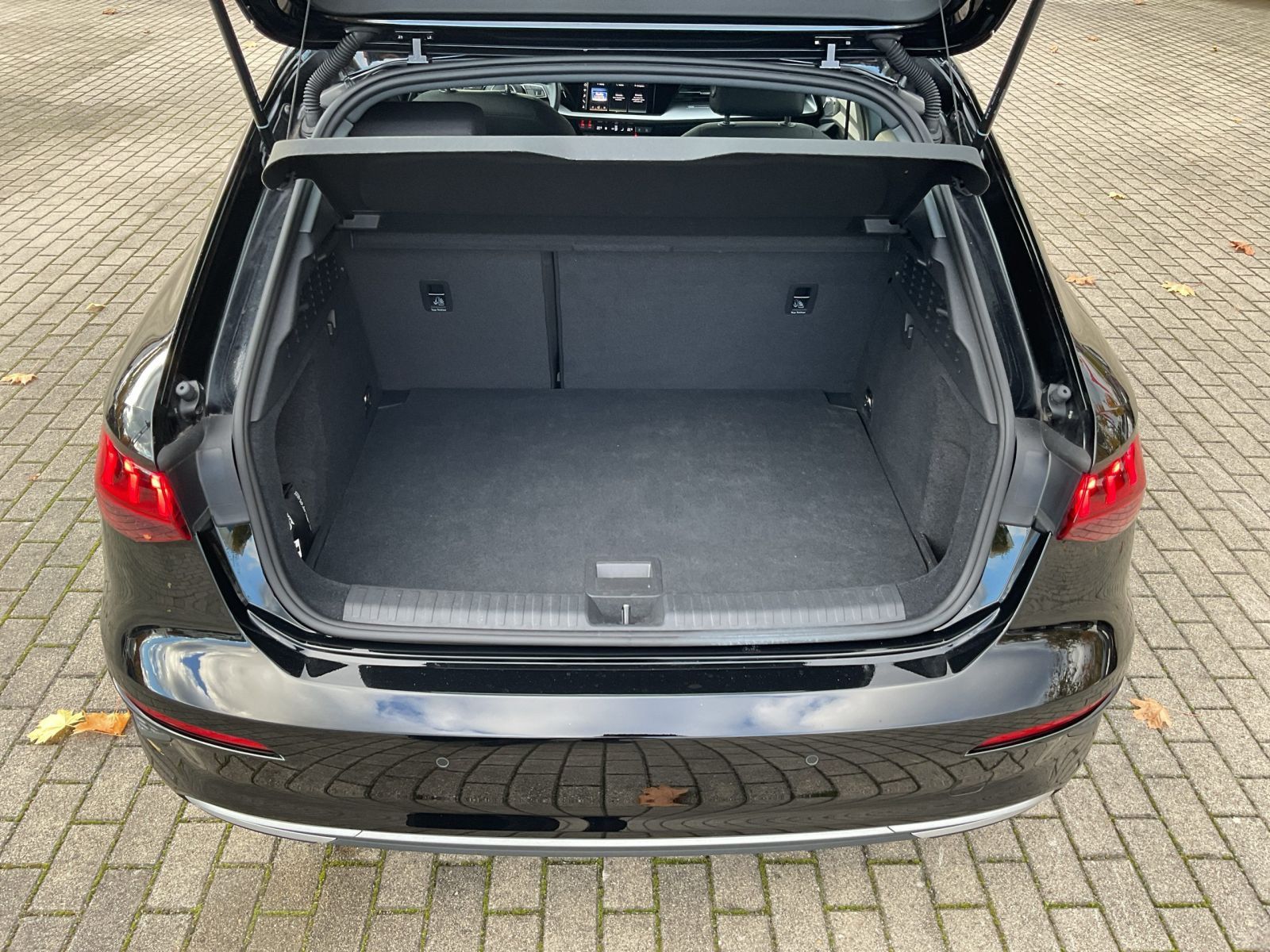 Audi A3 Sportback 40 TFSIe adv. *LED*Parkassistent*