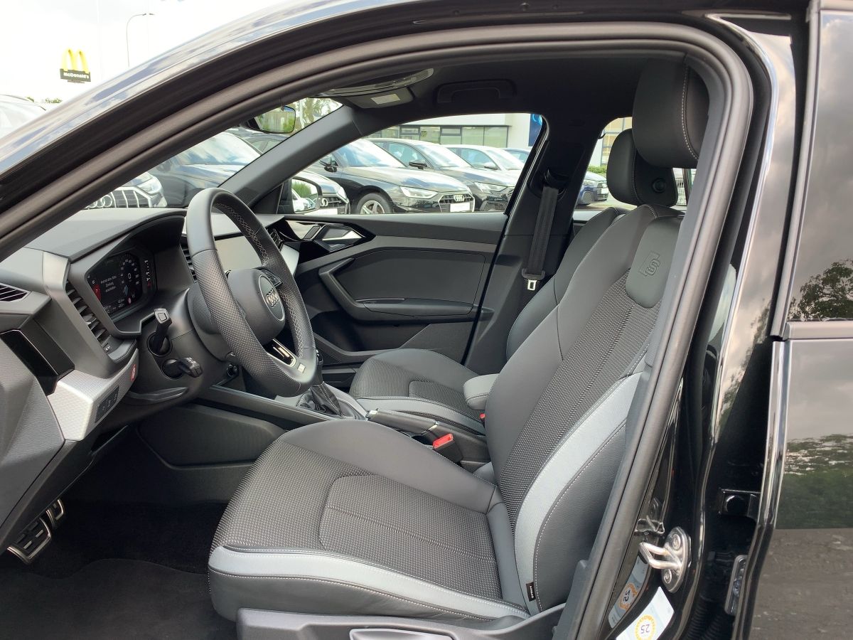 Audi A1 Sportback 30 TFSI S tronic ACC+LED+CarPlay+SH