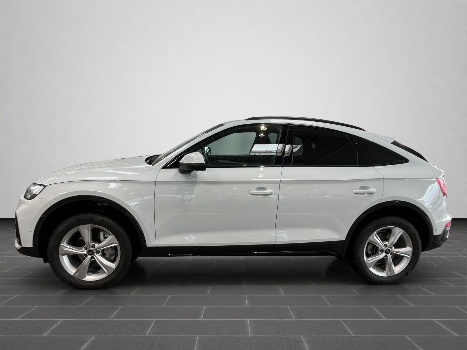 Audi Q5 Sportback advanced 45 TFSI quattro - Samsaru's Car Outlet