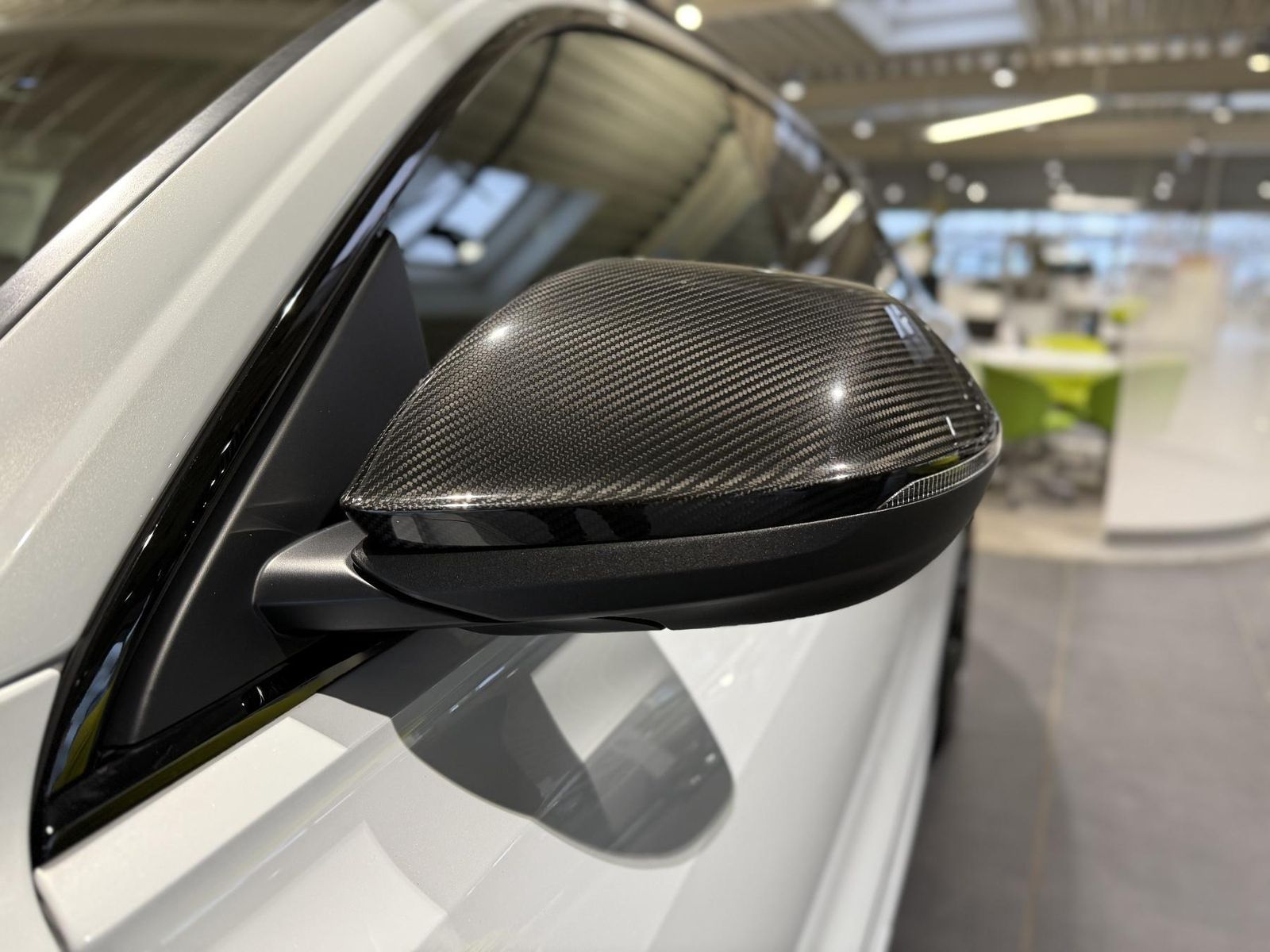 Audi RSQ8 Carbon Pak.+Standheiz 305 km/h+Keramik+B&O