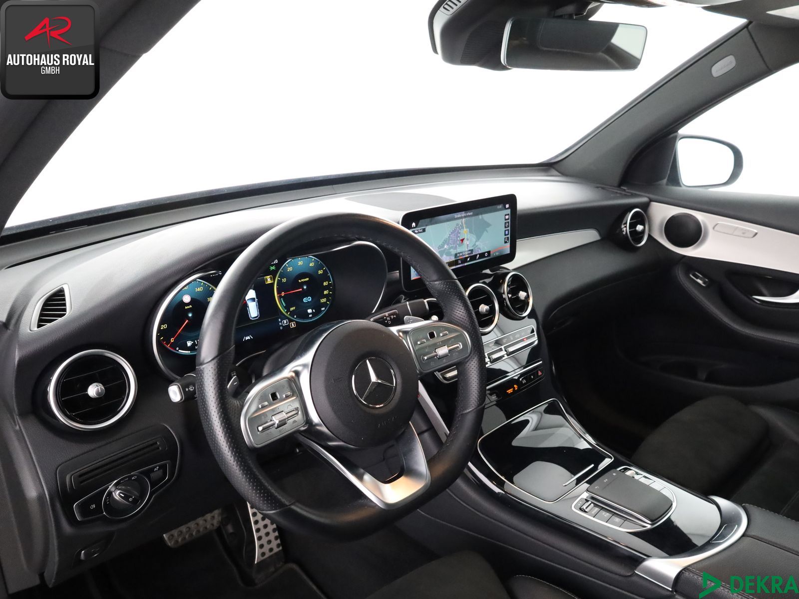 Mercedes-Benz GLC 300 e 3x AMG - Samsaru's Car Outlet