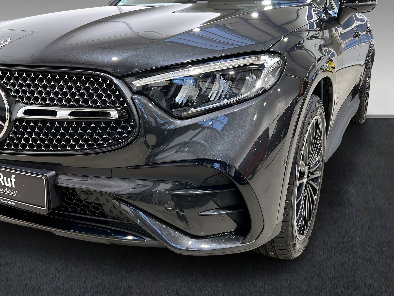 Mercedes-Benz GLC 220 d 4M AMG+DISTR+NIGHT+Memo+Pano+AHK+360°