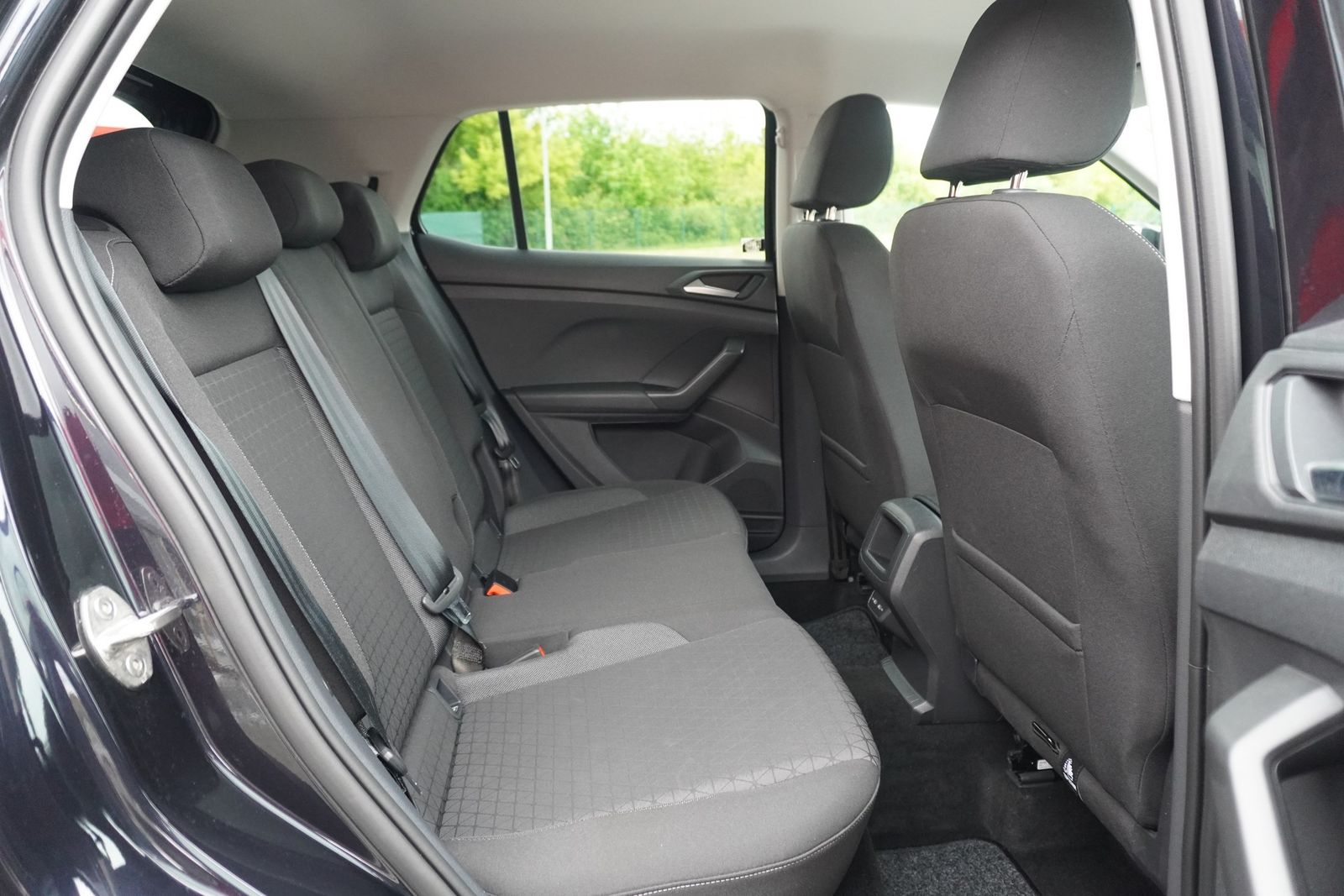Volkswagen T-Cross 1.0 TSI - Samsaru's Car Outlet