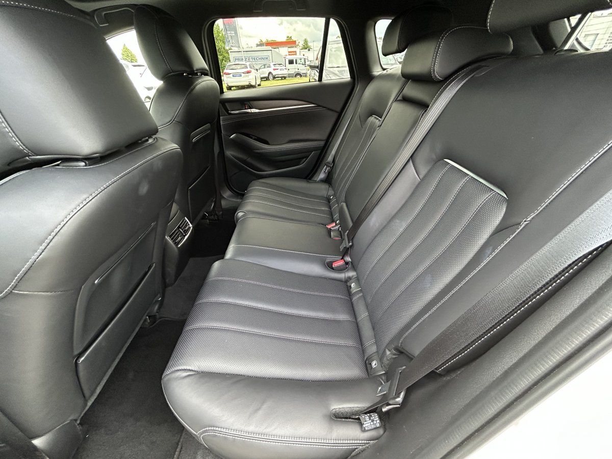 Mazda 6 SK 2.5 194PS AT TAKUMI SUNR Matrix-LED 360°