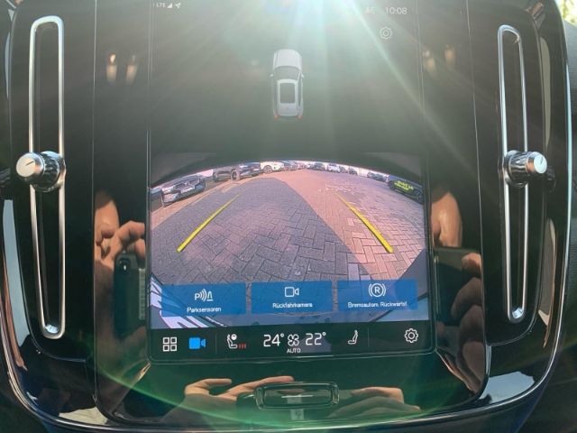 Volvo XC40 Core Recharge Pure Electric 2WD  Tempomat K