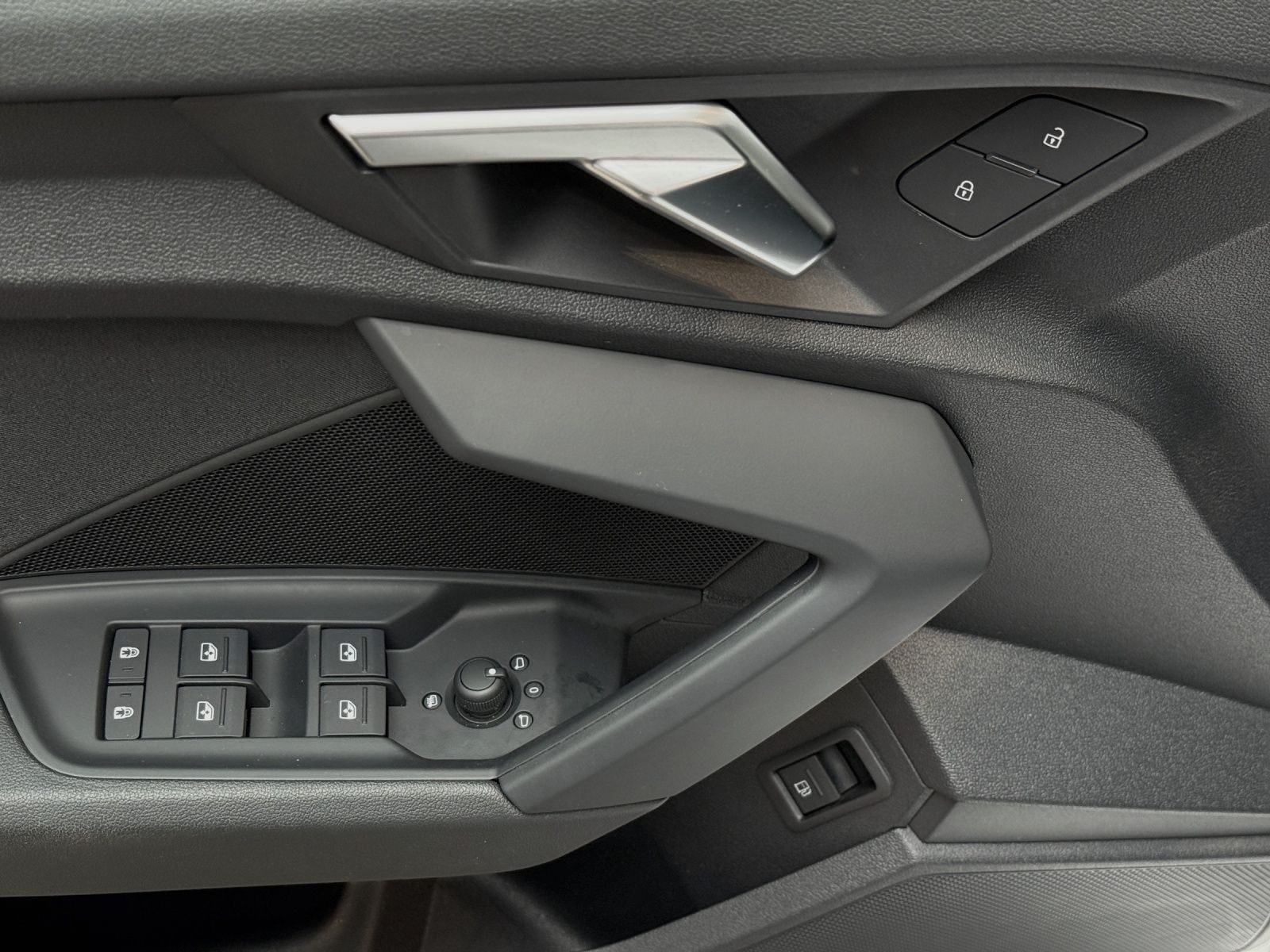 Audi A3 Sportback 45 TFSIe S LINE LED SITZHZ GJR LM17