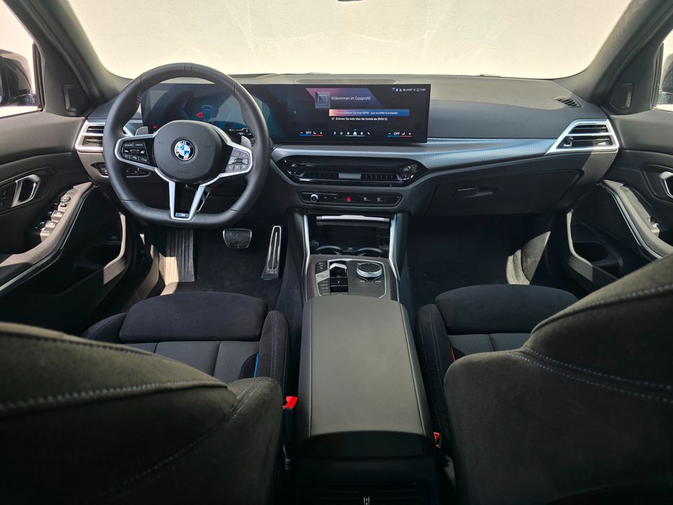 BMW 320d Touring M Sportpaket*AHK*ACC*ab 2,49% eff.*