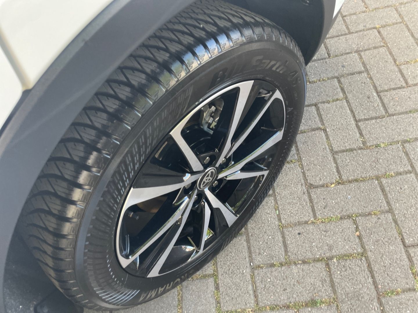 Toyota C-HR 1.8 Hybrid Team D *Technik-Paket*CAM*SHZ*AC