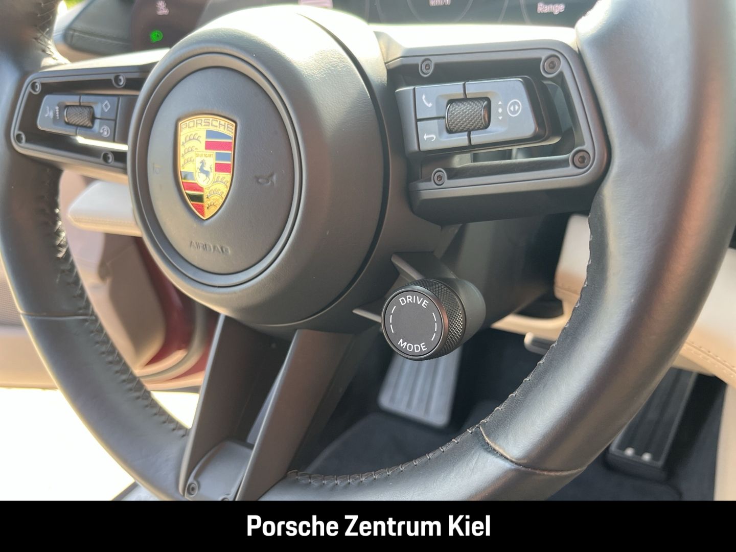 Porsche Taycan Turbo Cross Turismo BOSE LED-Matrix