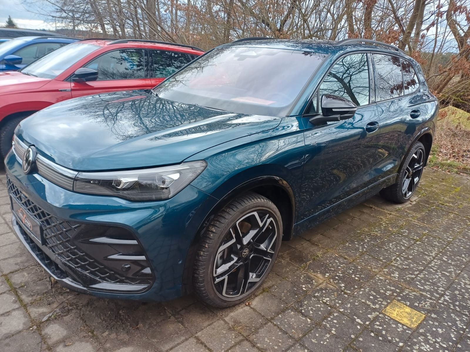 Volkswagen Tiguan 2.0 TDI SCR 142kW DSG 4MOTION R-Line voll