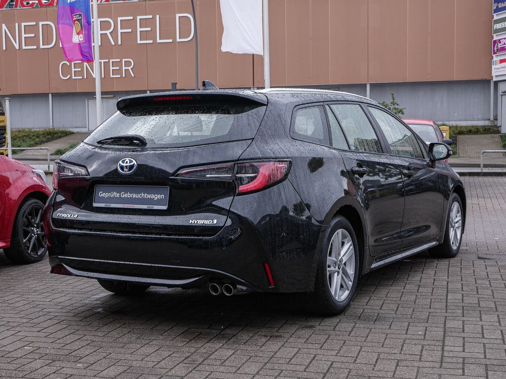 Toyota Corolla Touring Sports 2.0 Hybrid Business - Samsaru's Car Outlet