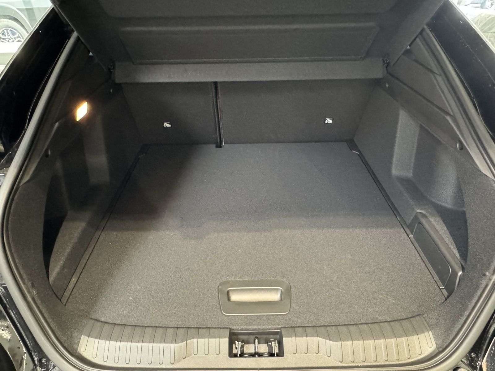 Renault Arkana TECHNO E-Tech Full Hybrid - Samsaru's Car Outlet