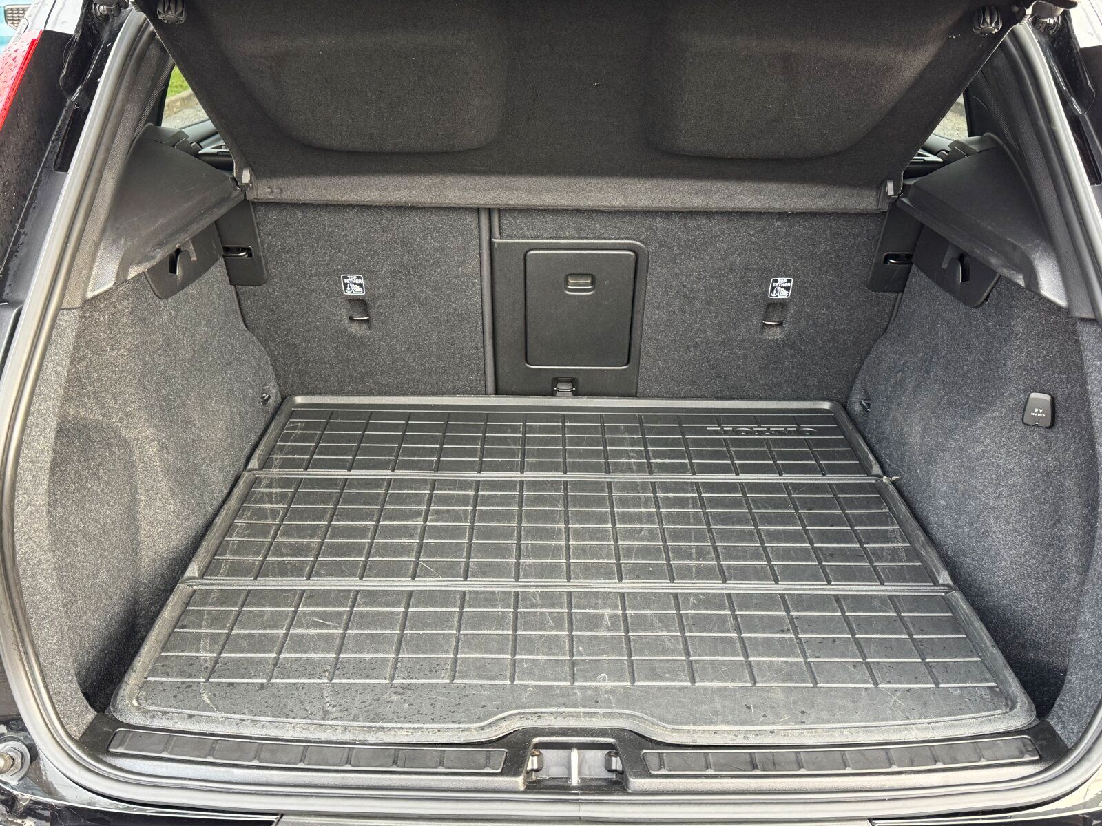 Volvo XC40 T5 Ultimate Dark AHK|PANO|