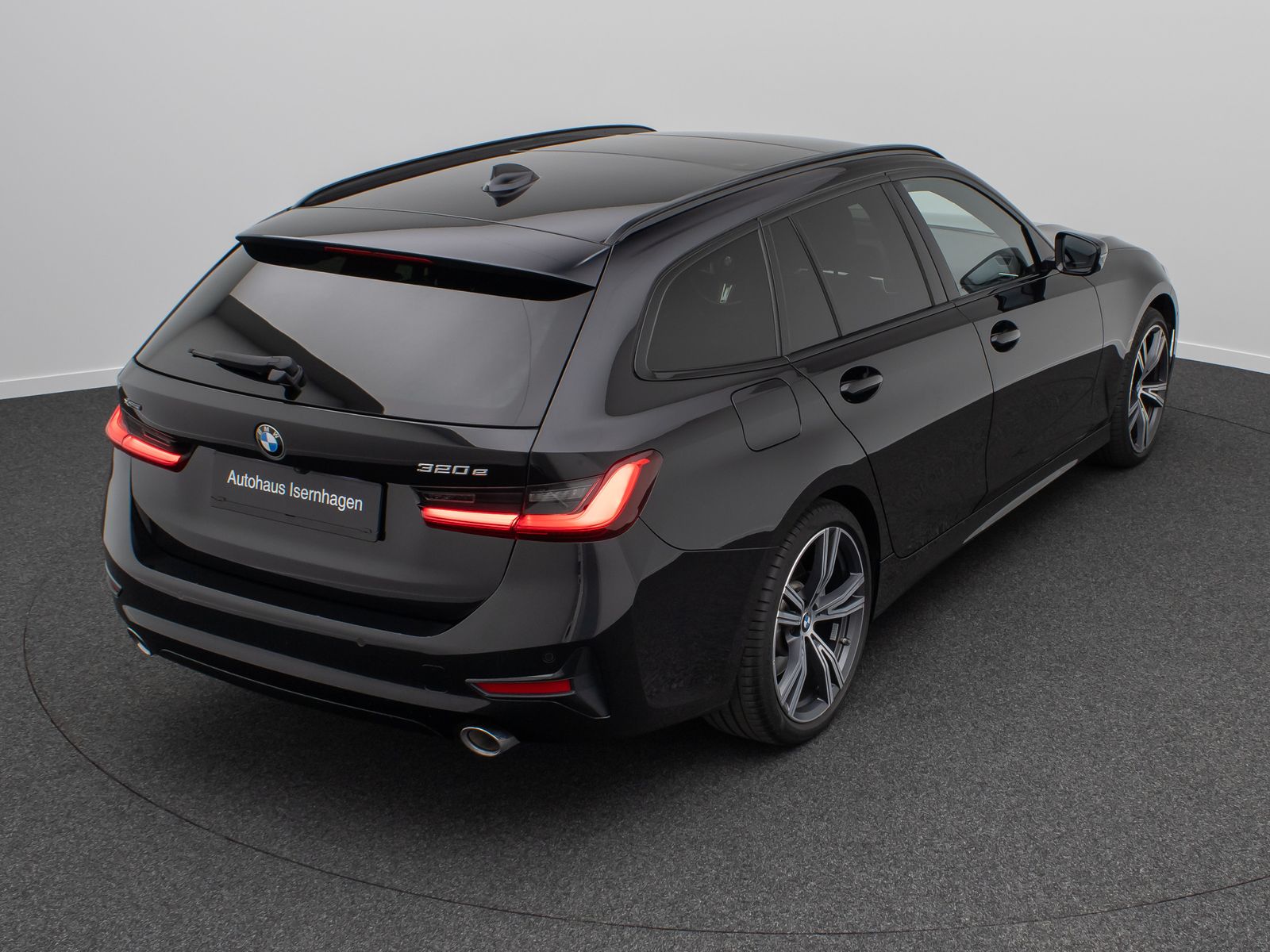 BMW 320e xD Sport Line - Samsaru's Car Outlet