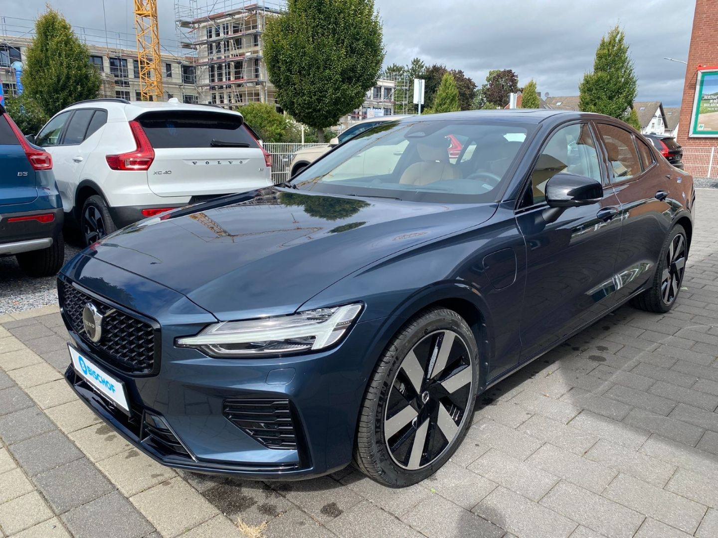 Volvo S60 T8 Ultimate Dark Plug-In Hybrid AWD 360 Bowe