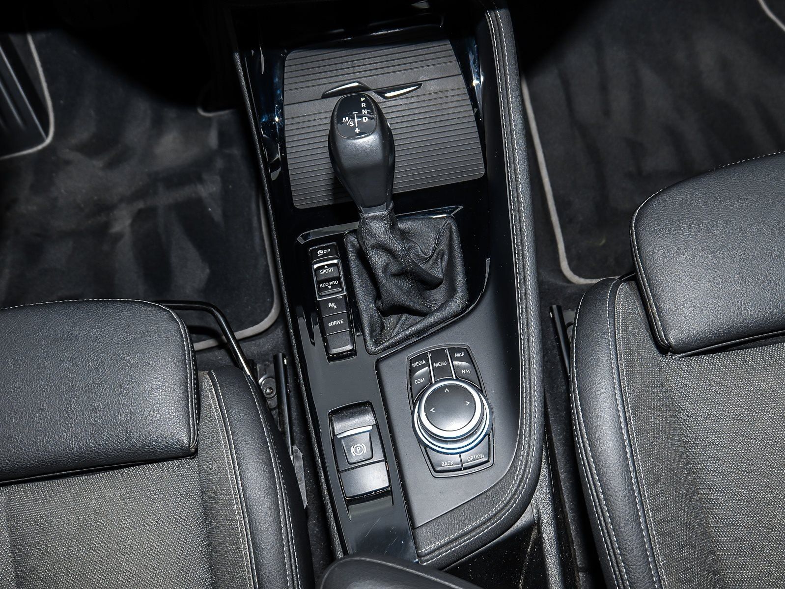 BMW X1 xDrive25e Sport Line - Samsaru's Car Outlet