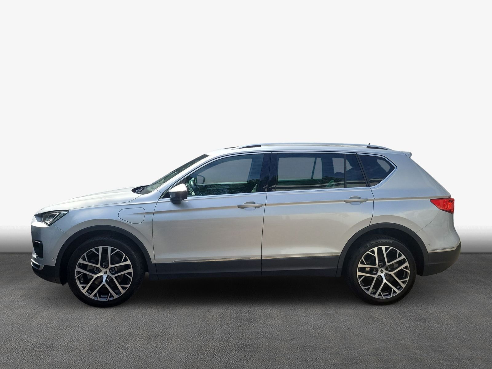 Seat Tarraco 1.4 TSI eHybrid DSG AHK 360° RFK 4xSHZ N