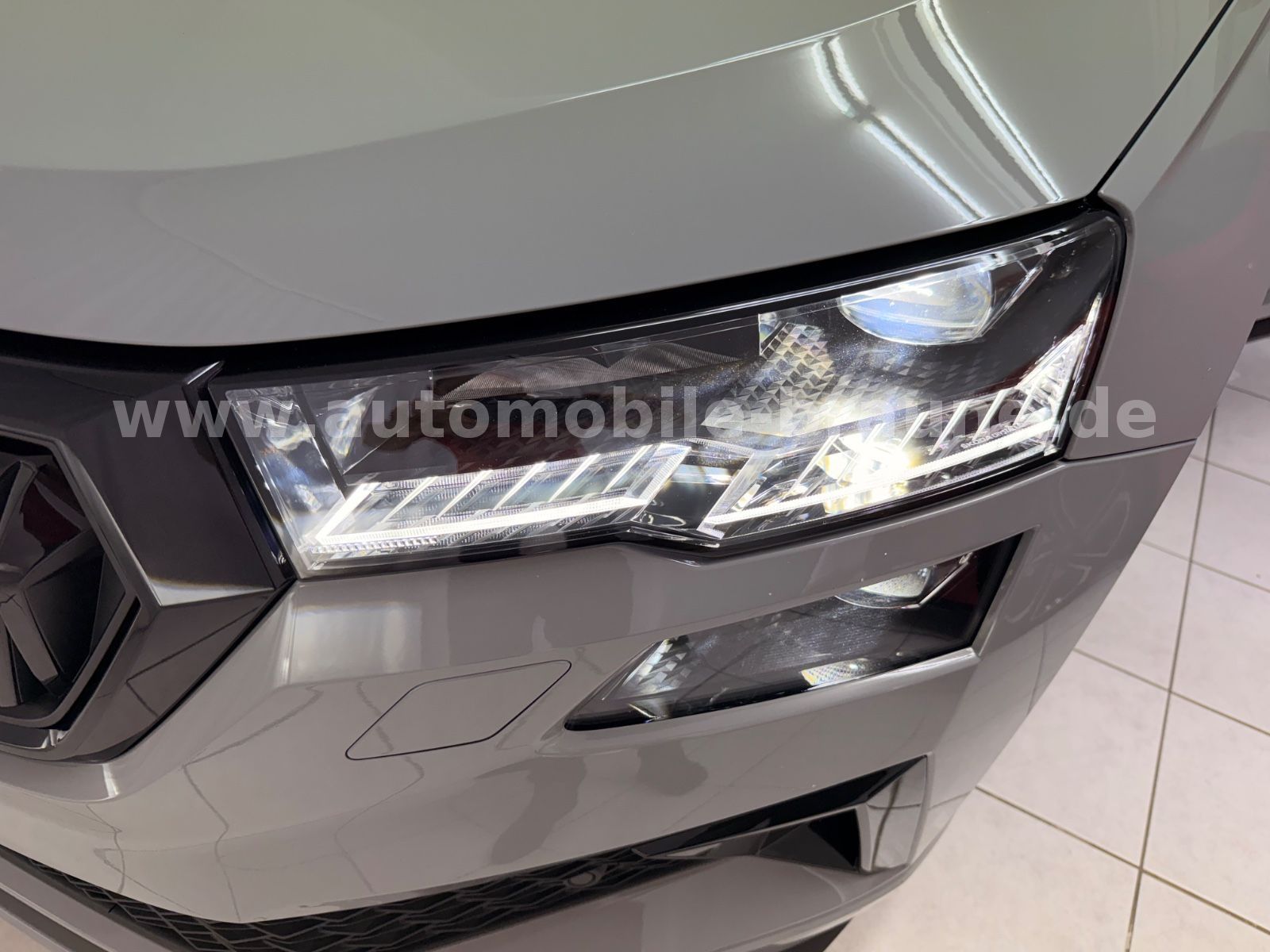 Skoda Karoq 1.5TSI DSG SPORT*PANO*SOUND*360*ASSIST*AHK