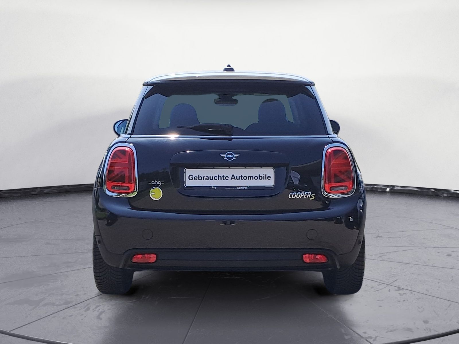 MINI Cooper SE Classic - Samsaru's Car Outlet
