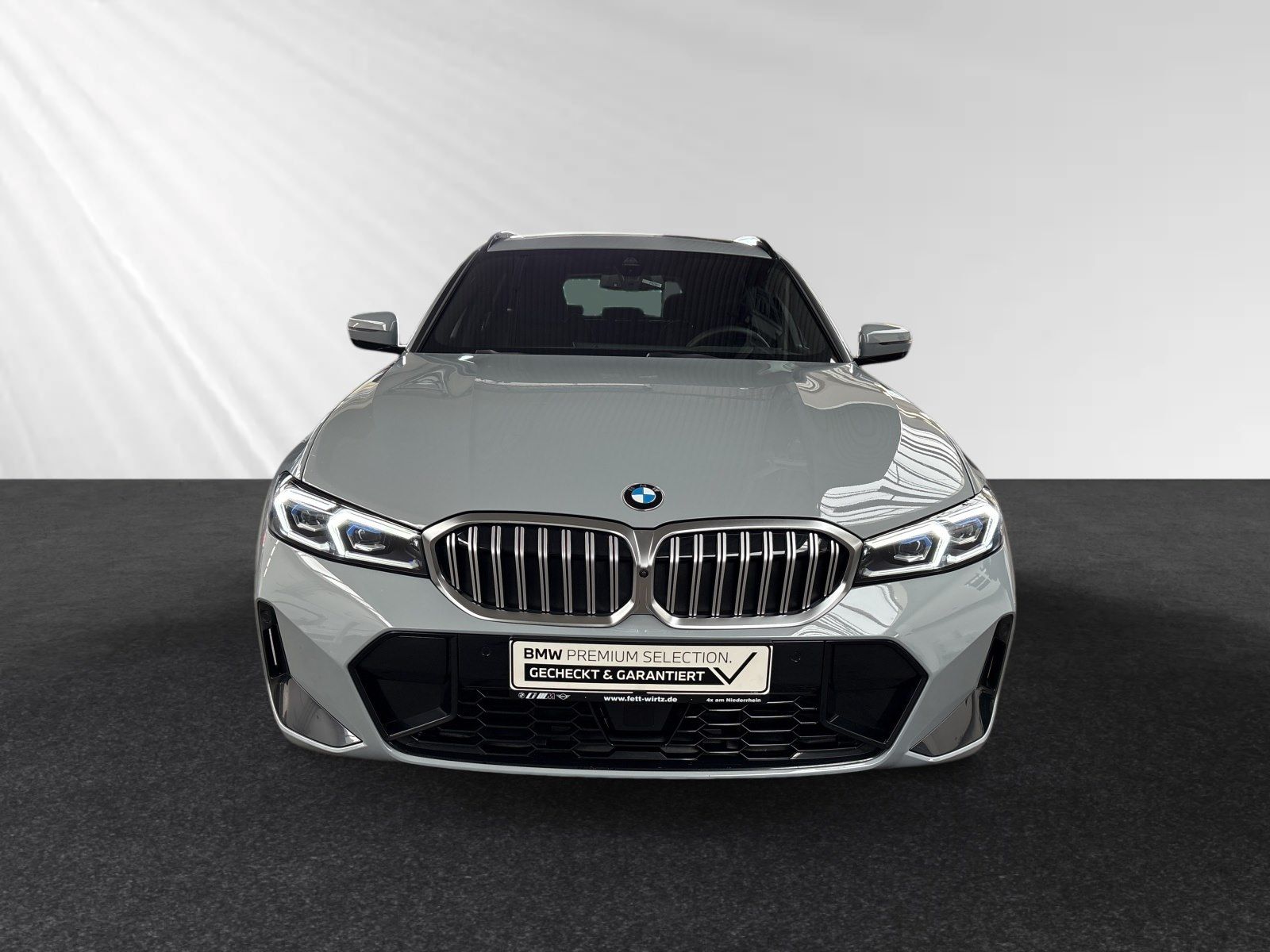 BMW 320d xDrive Touring Inkl. € 1.190 Zubehörbonus*