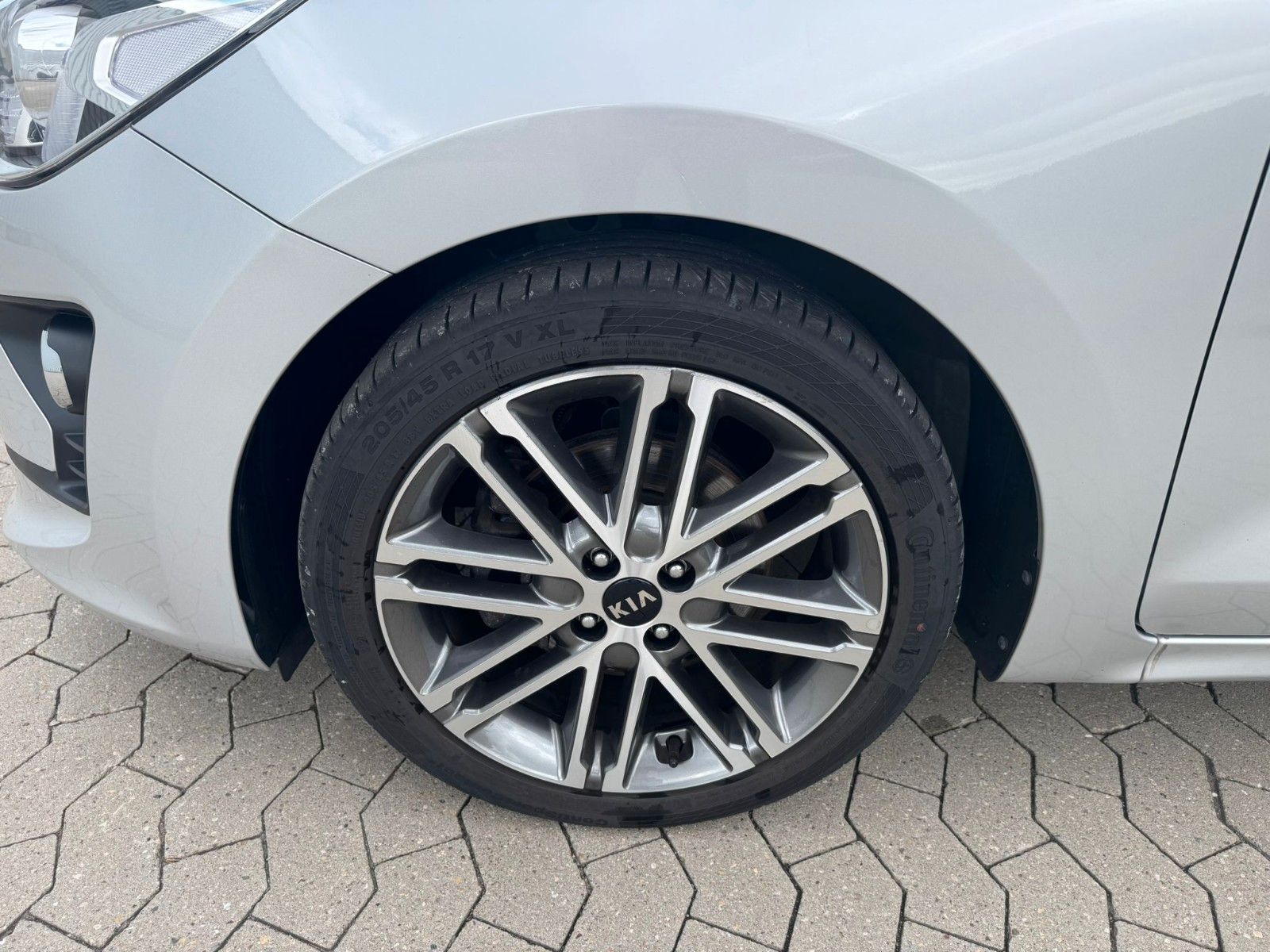 Kia Rio 1.0 T-GDI DCT Platinum - Samsaru's Car Outlet