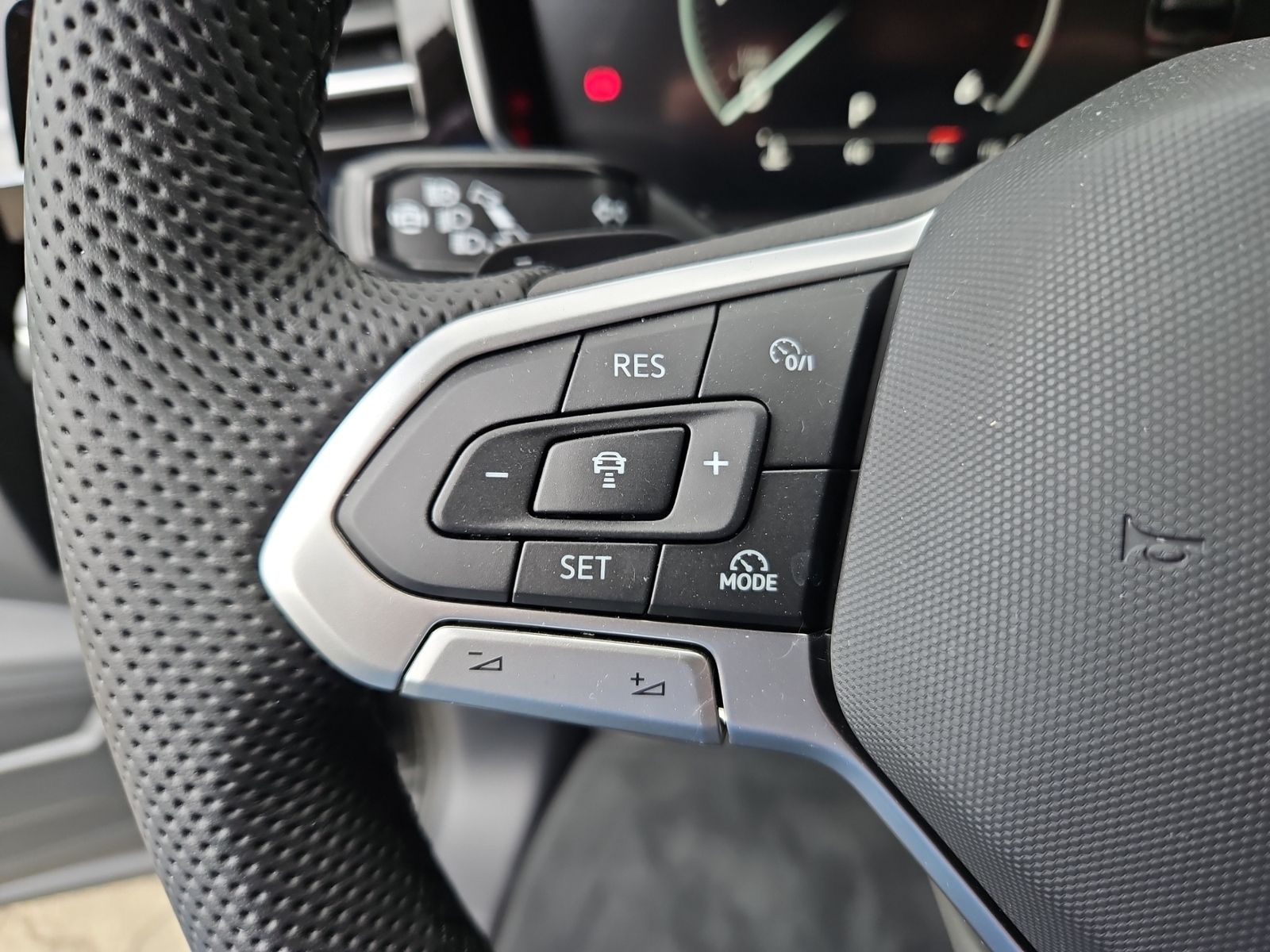 Volkswagen Touareg R-Line Black Style 3.0 TDI 4Motion AHK N