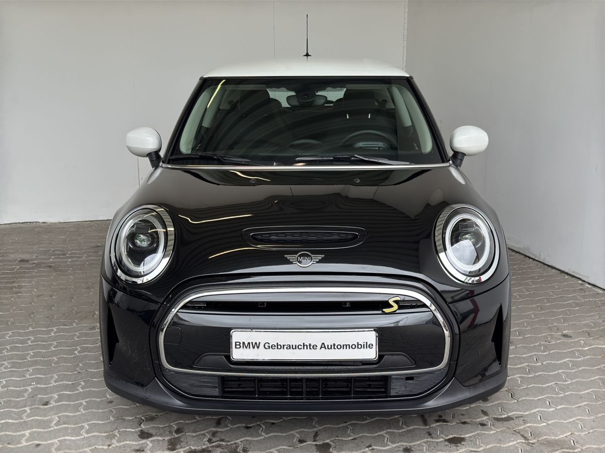MINI Cooper SE - Samsaru's Car Outlet