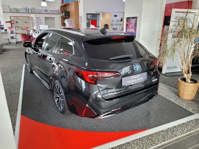 Toyota Corolla 2.0 TS Teamplayer Touring Sports Hybrid