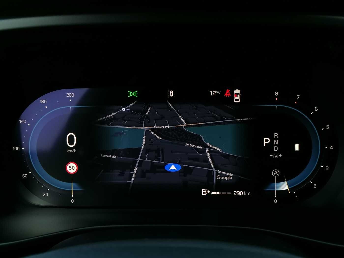 Volvo XC40 B3 2WD Core, AHK uvm.