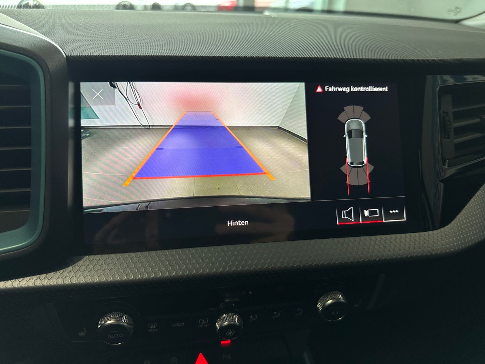 Audi A1 Sportback Advanced 30TFSI - Samsaru's Car Outlet