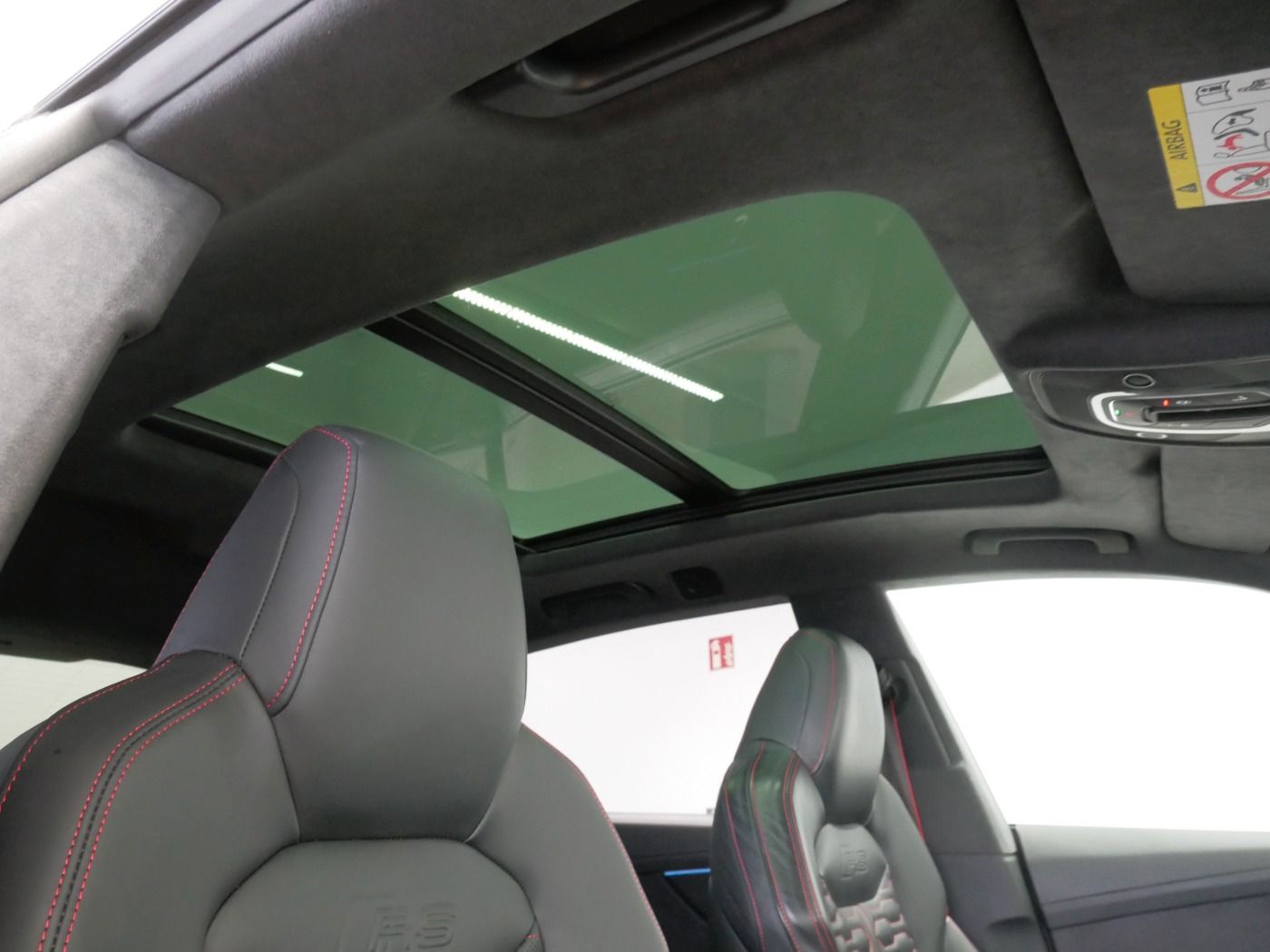 Audi RSQ8 tiptr. KERAMIK MATRIX AHK HEAD-UP Stdhzg.