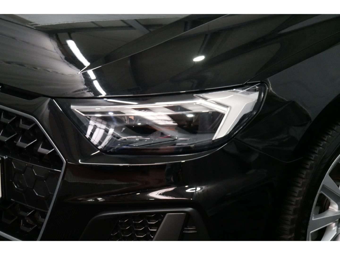 Audi A1 SB 30 TFSI S line LED+MMI+Leder+Virtual+PDC