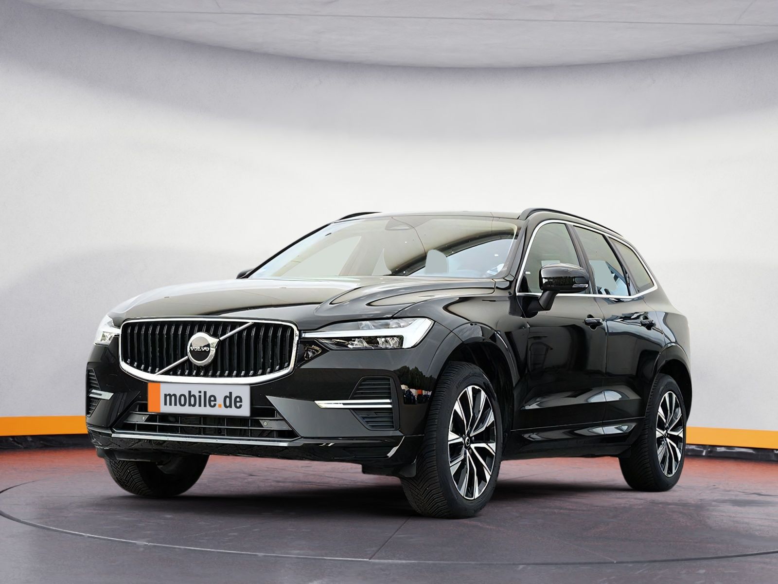 Volvo XC60 B4 Core - Samsaru's Car Outlet