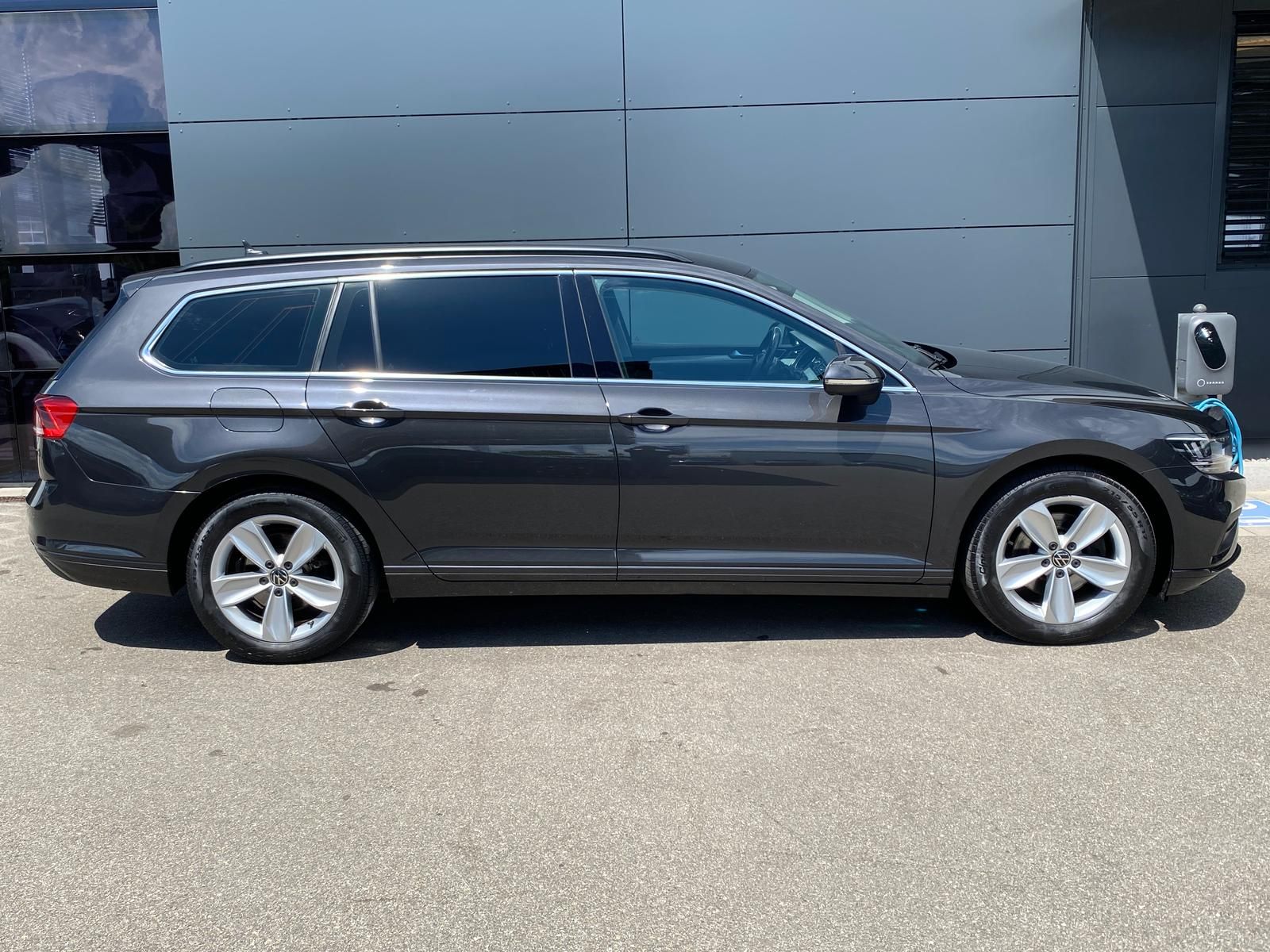 Volkswagen Passat Variant 2.0 TDI DSG 4MOTION - Samsaru's Car Outlet