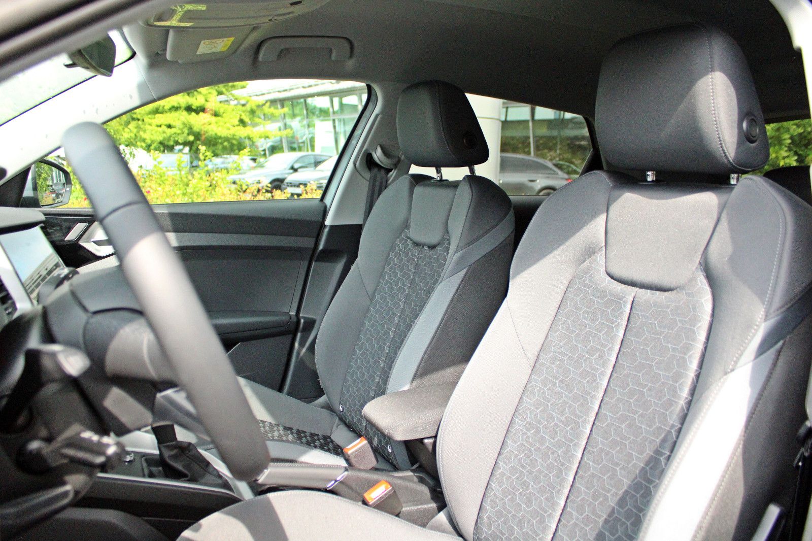 Audi A1 Sportback 25TFSI S-tronic BLACK - Samsaru's Car Outlet