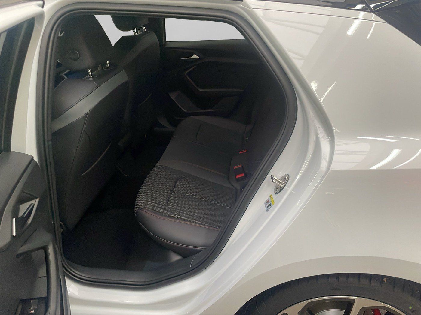 Audi A1 Sportback 40 TFSI S tronic S line ACC+SHZ+SON