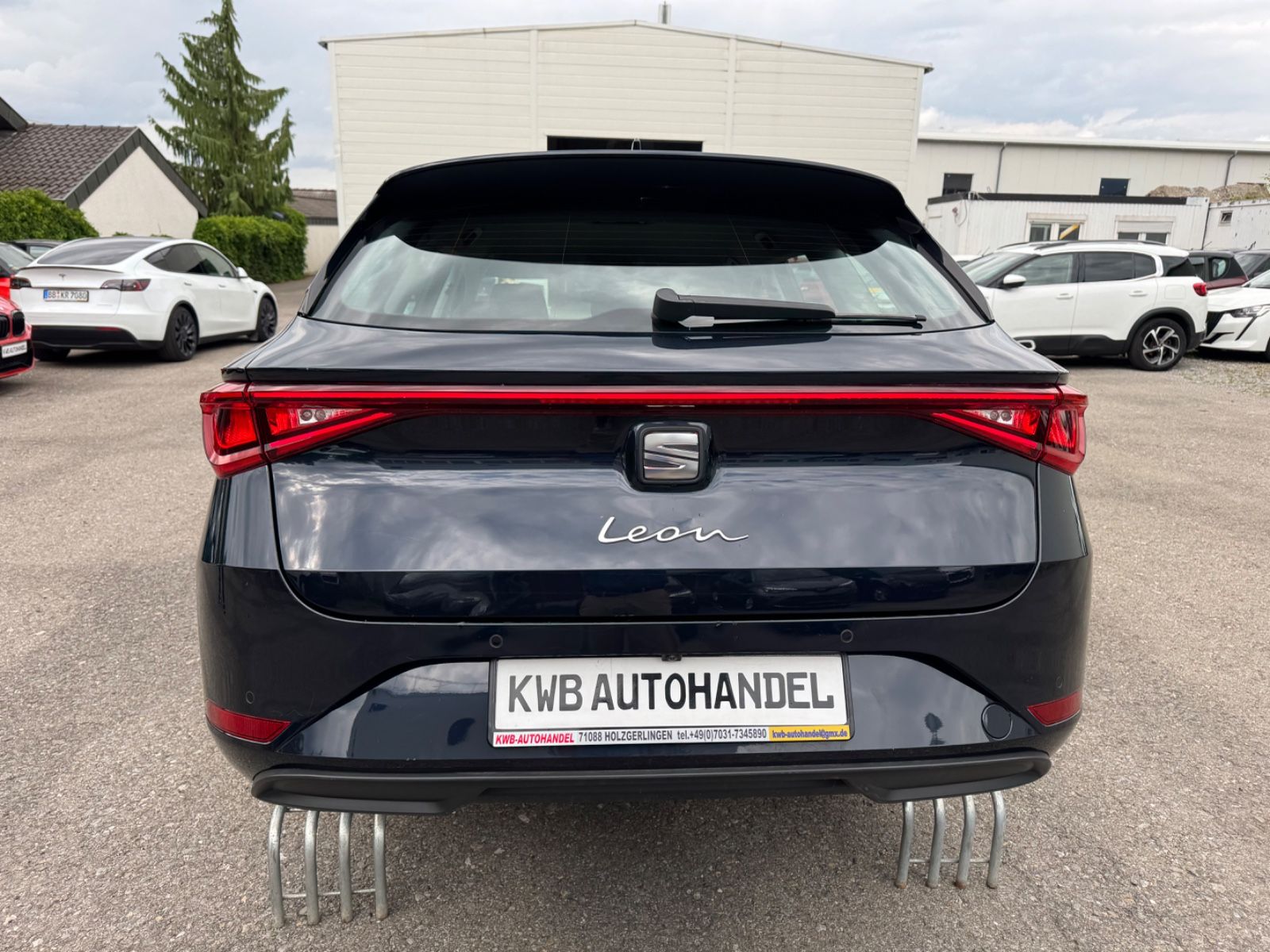 Seat Leon ST 1.0 eTSI 110PS Style Business DSG7 - Samsaru's Car Outlet