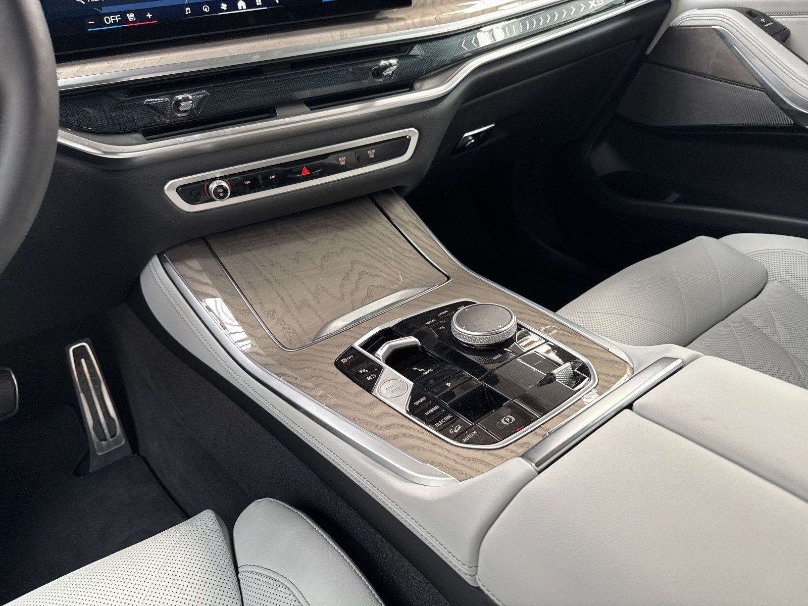 BMW X5 xDrive50e M Sport|AHK|SkyLounge|Autobahnass.