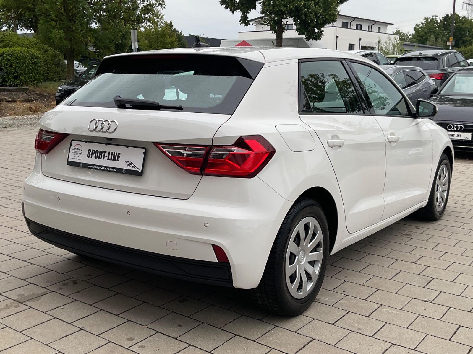 Audi A1 SB 25 TFSI basis S-Tronic - Samsaru's Car Outlet