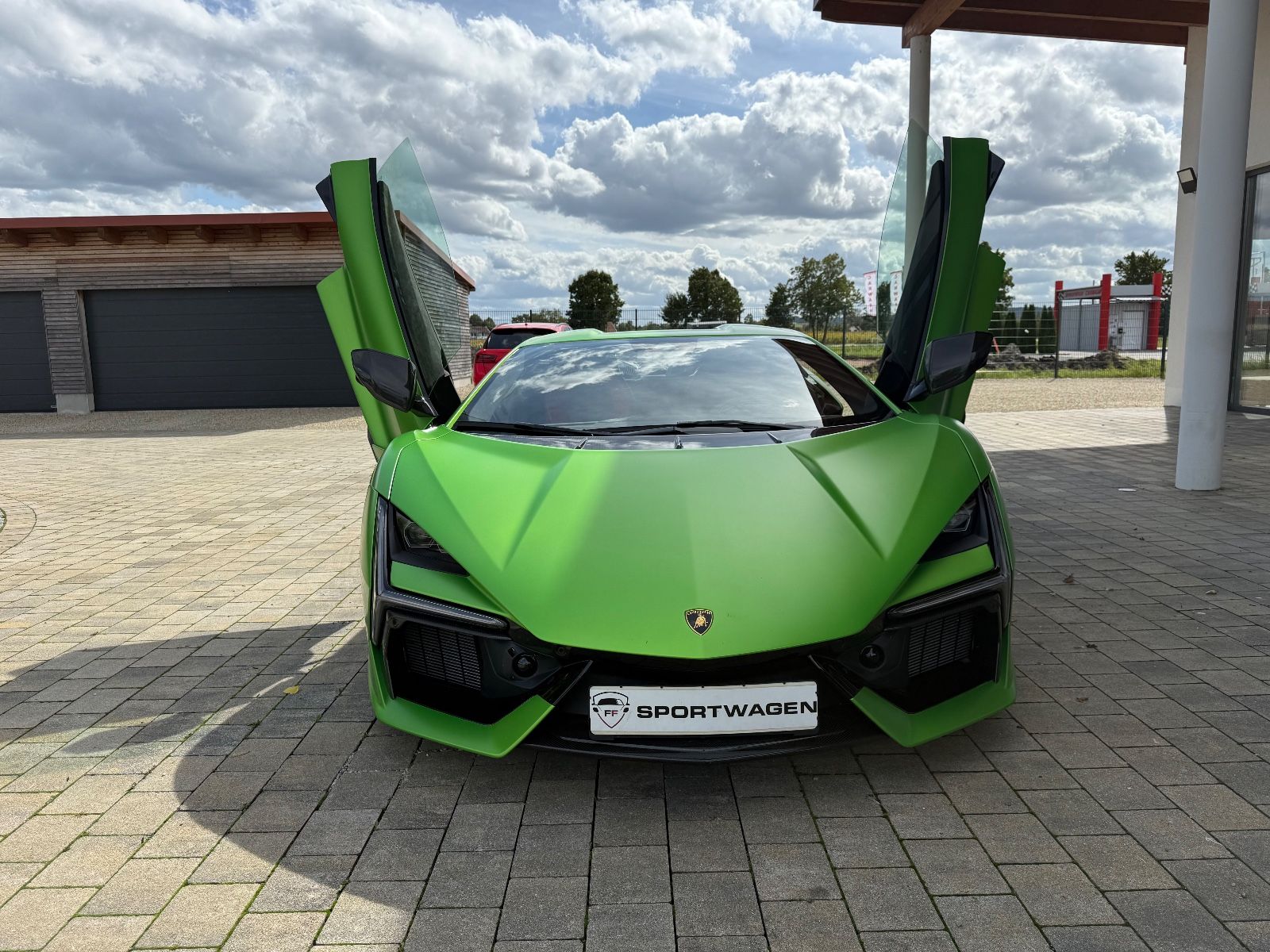 Lamborghini Revuelto 6.5 V12 HPEV#1HD#MwSt#BRD#