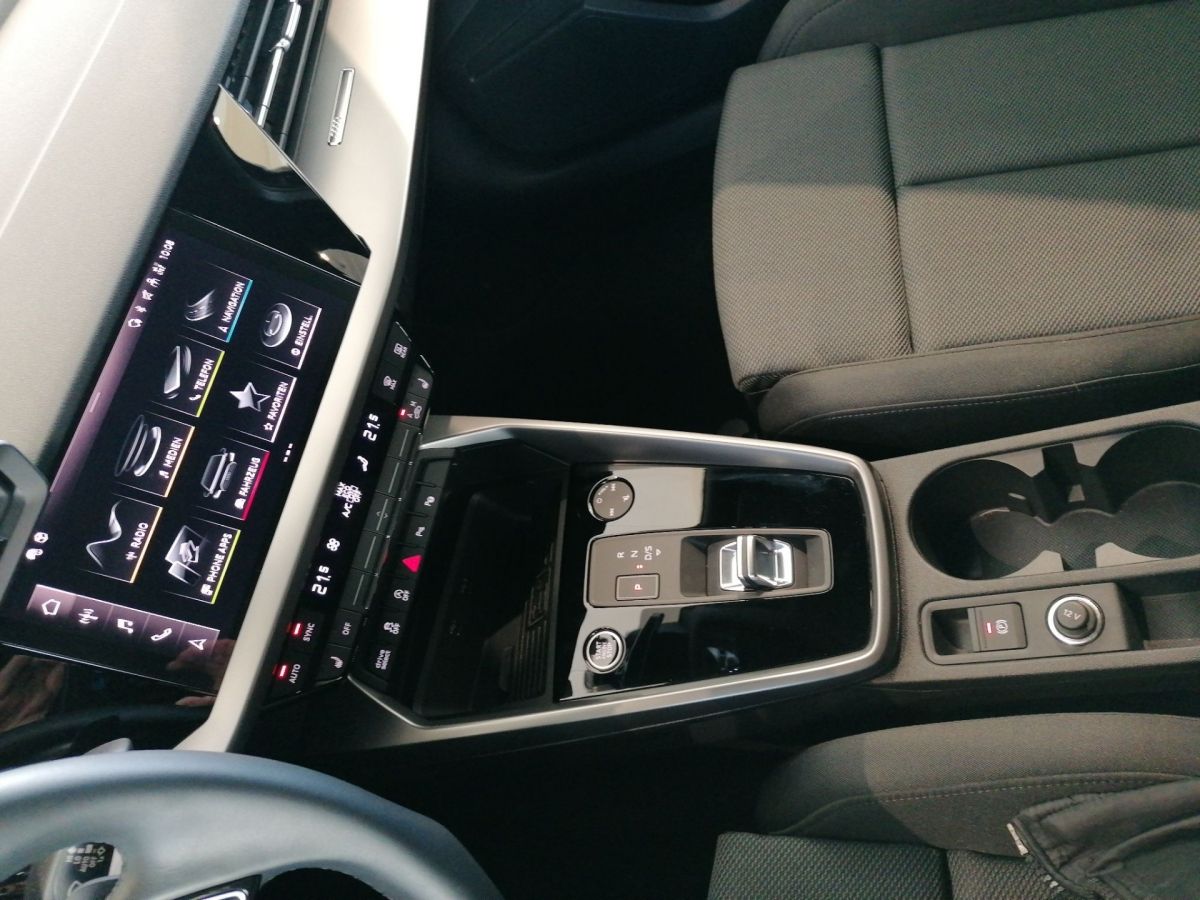 Audi A3 Sportback advanced 35TDI S-Tronic - Samsaru's Car Outlet
