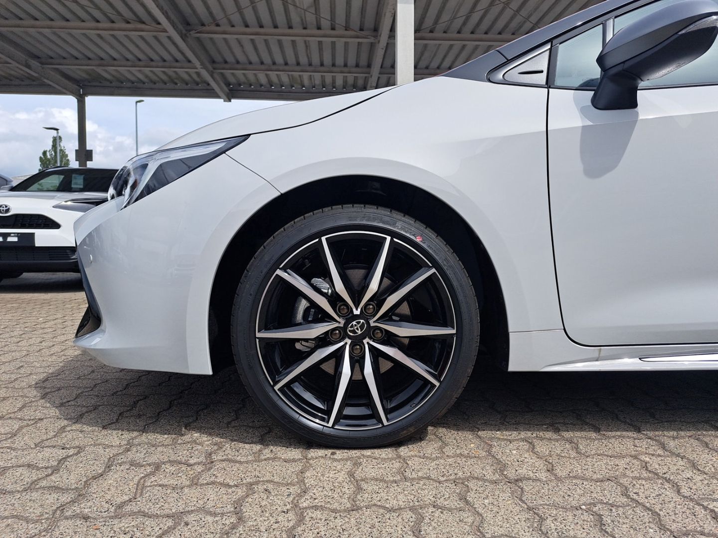 Toyota Corolla Touring Sports Hybrid GR Sport JBL ACC R