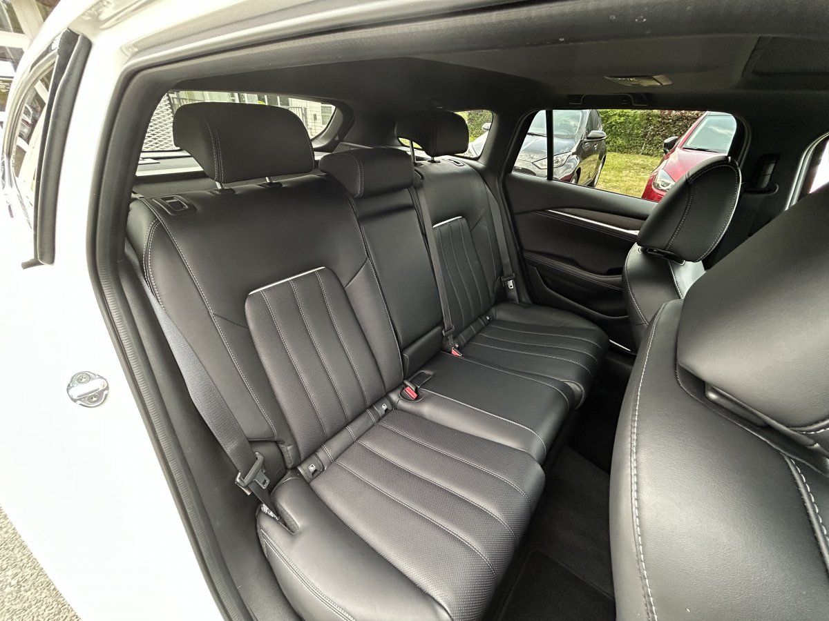 Mazda 6 SK 2.5 194PS AT TAKUMI SUNR Matrix-LED 360°