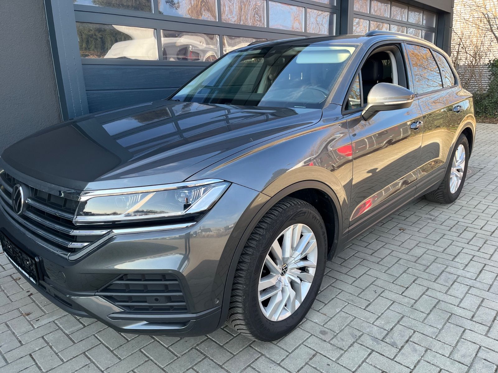 Volkswagen Touareg 3.0 TDI  4Motion Luftfahr Leder AHK LED