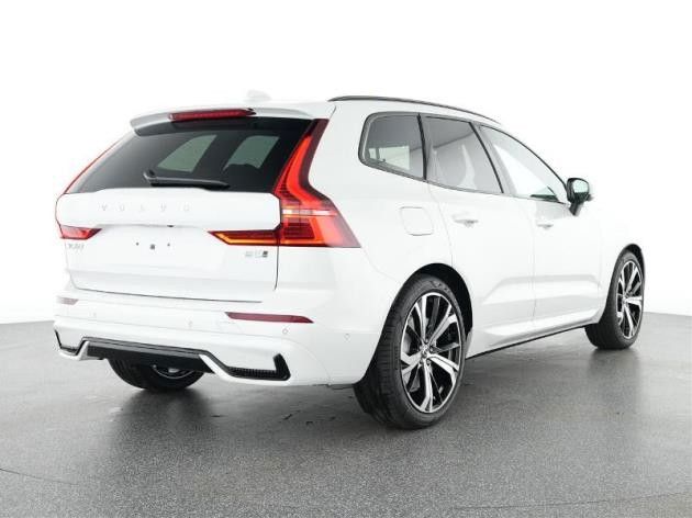 Volvo XC60 B5 B AWD Plus Dark AHK GARANTIE -33%