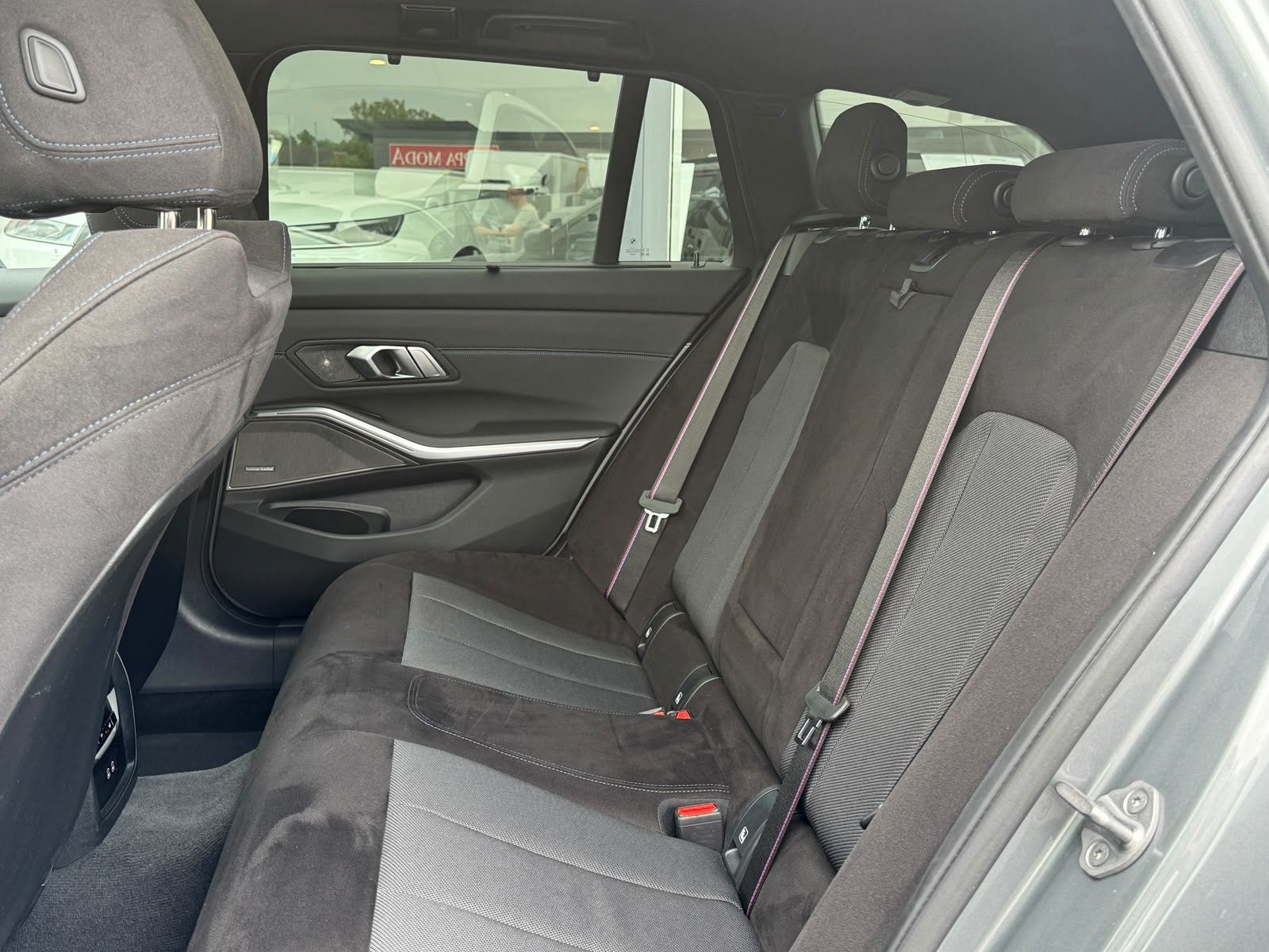 BMW 320 d xDriv Tou M Sport PRO ACC°Pano-Mem.°Stdhzg
