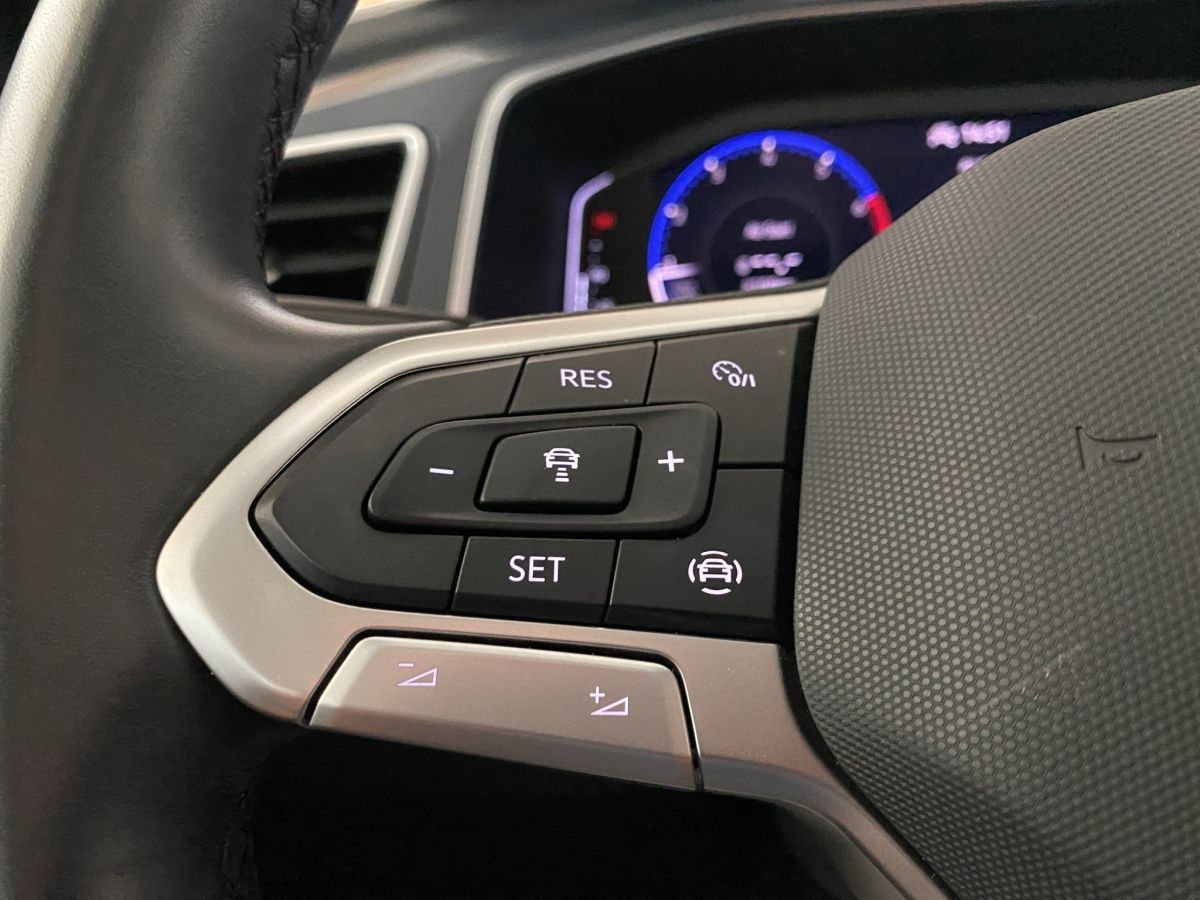 Volkswagen T-ROC 1.5 TSI - Samsaru's Car Outlet