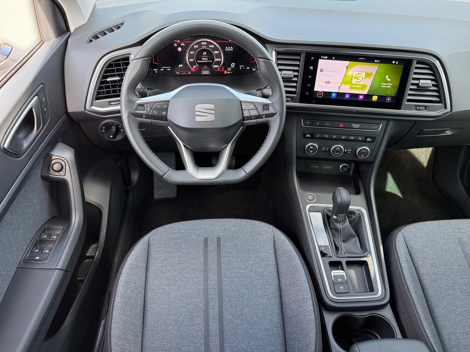 Seat Ateca 1.5 TSI ACT DSG Style NAVI AHK ACC Kamera