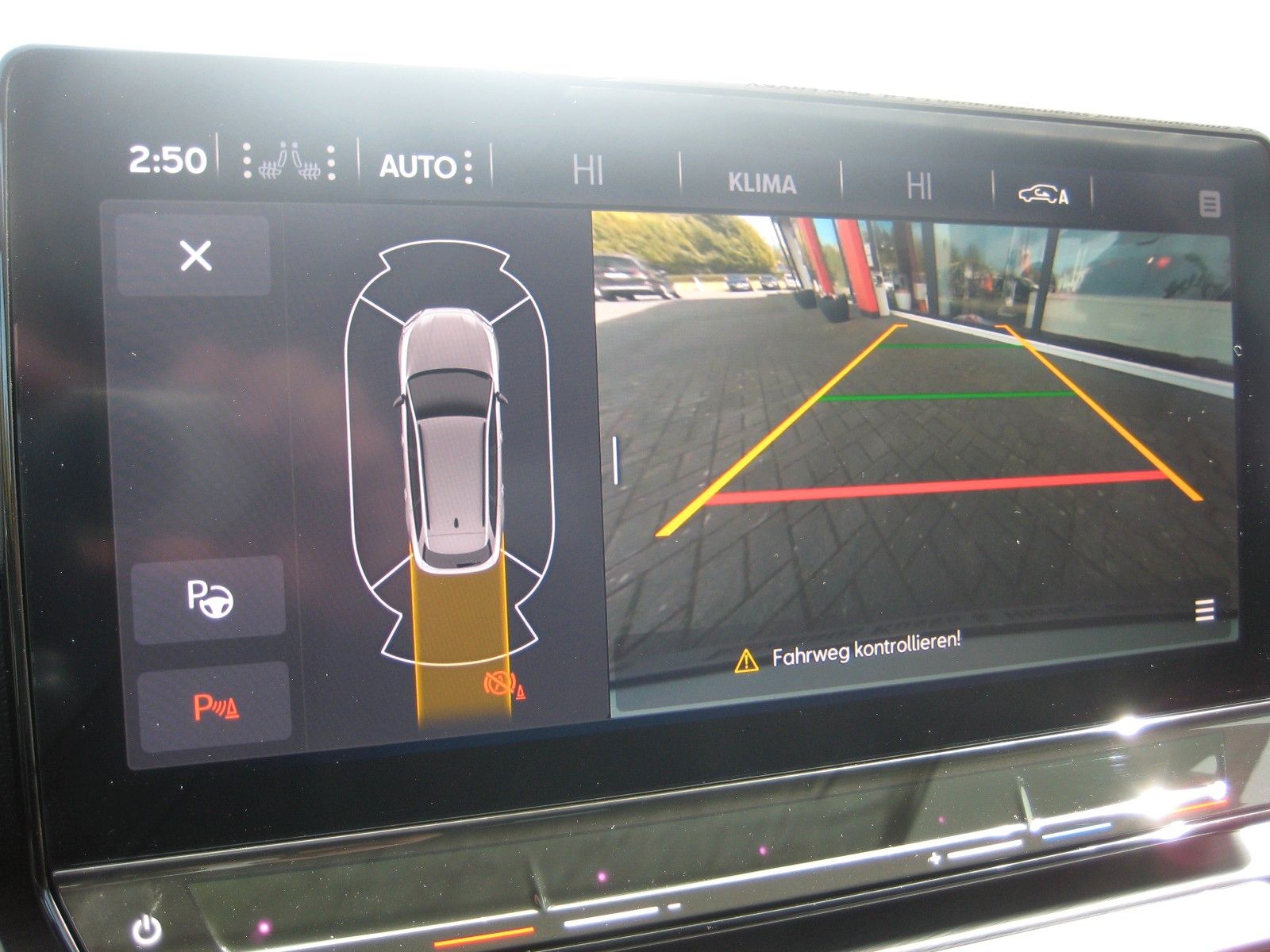 Cupra Leon 1.5 eTSI DSG Sportstourer - Samsaru's Car Outlet